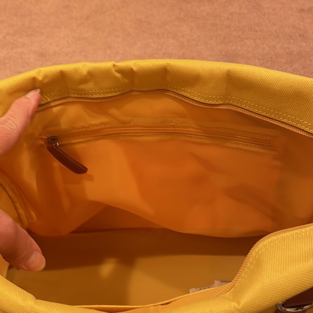 Yellow Duffle STRAIGHT DOWN brand zipper closer carryall bag gym work carryon - Picture 5 of 9